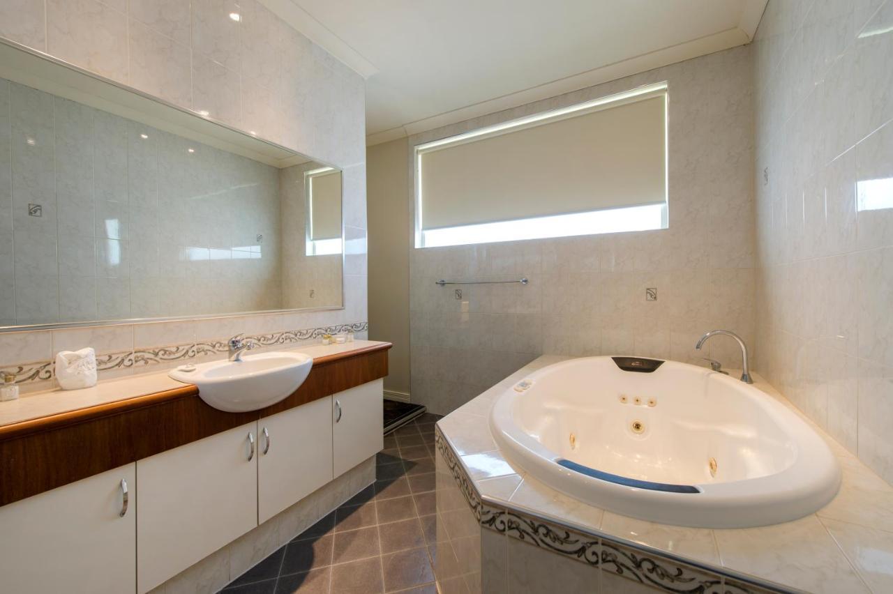 Quality Hotel Bayswater Perth Dış mekan fotoğraf